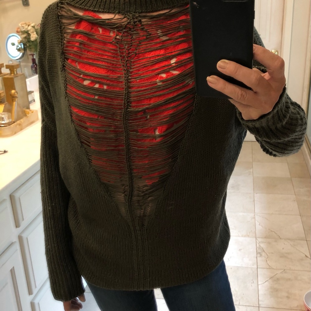 FREE with purchase: Sweater with cutout back/front, olive green, Sz S - Picture 7 of 10